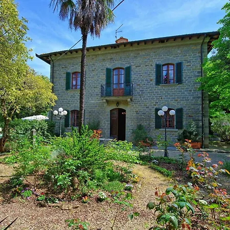 Primula By Posarellivillas *