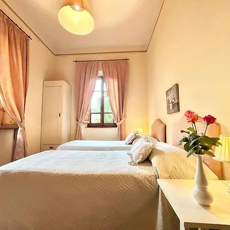 Primula Villa Cortona